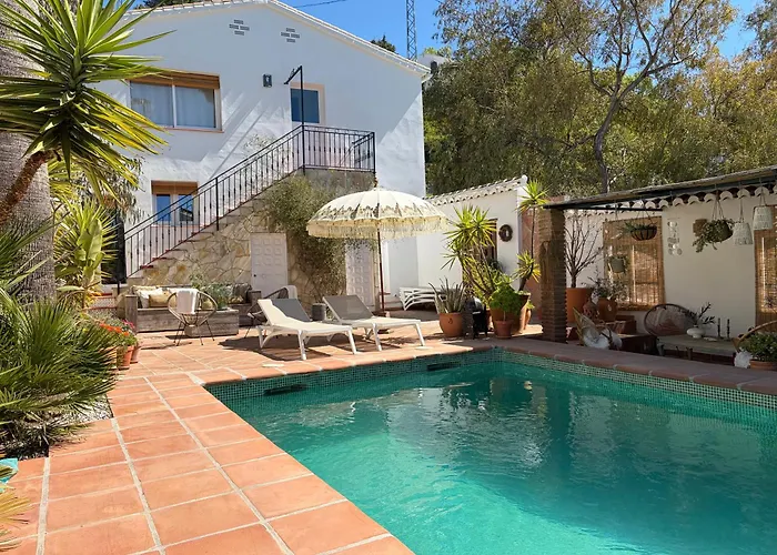 Casa Tragabalas Bed & Breakfast