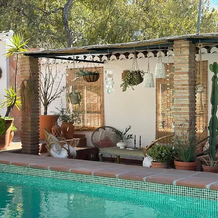ベッド・アンド・ブレックファスト Casa Tragabalas 4*