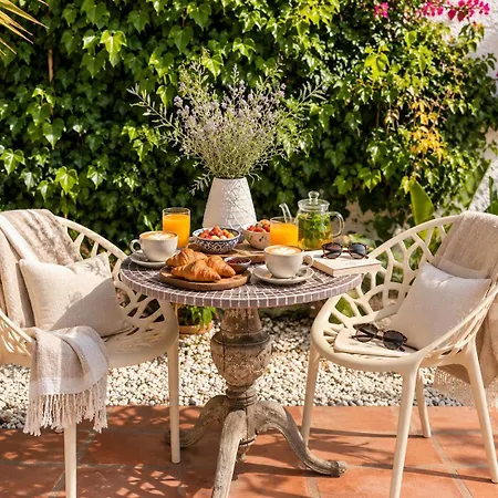 Casa Tragabalas Bed & Breakfast 5*