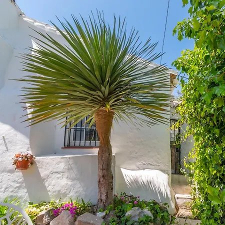 Oda ve Kahvaltı Casa Tragabalas